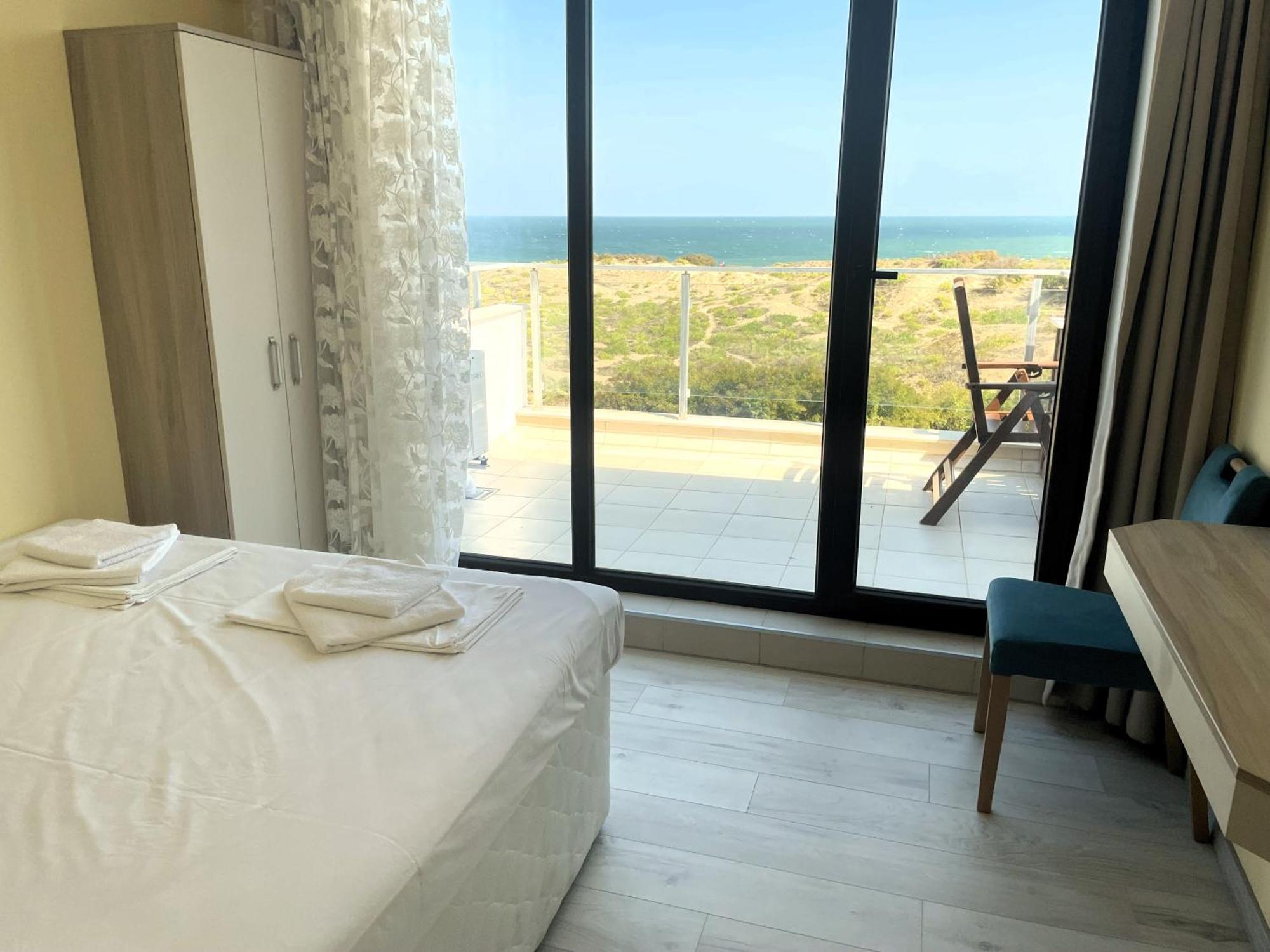 Apart-Hotel Panorama Sea Lux Primorsko Luaran gambar