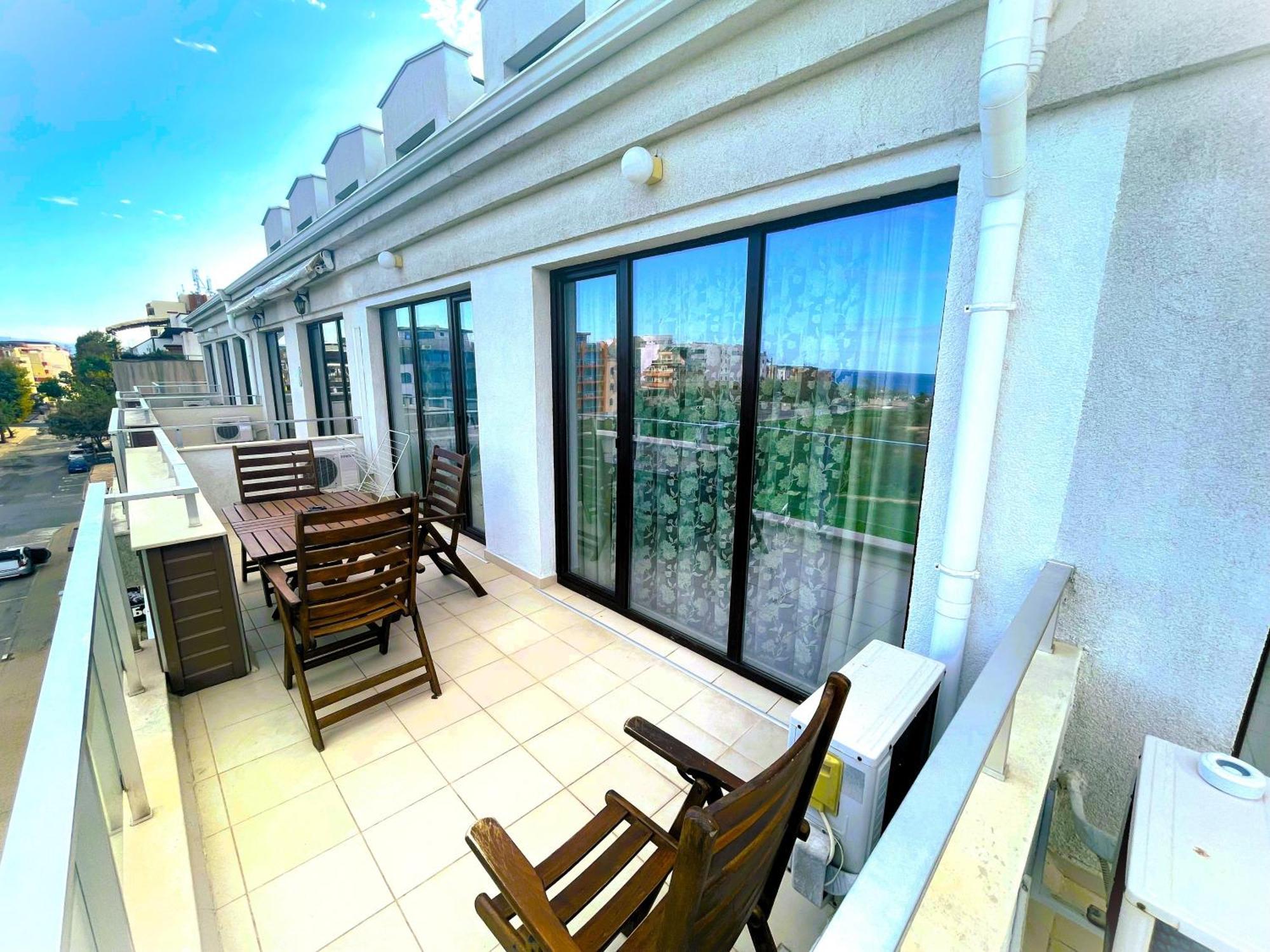 Apart-Hotel Panorama Sea Lux Primorsko Luaran gambar