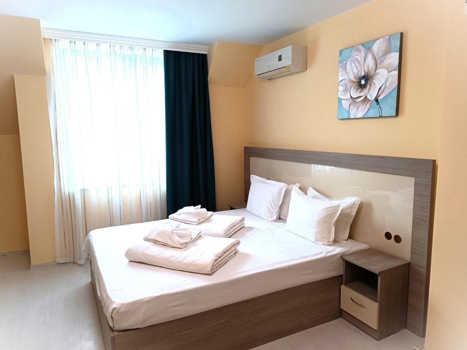 Apart-Hotel Panorama Sea Lux Primorsko Luaran gambar